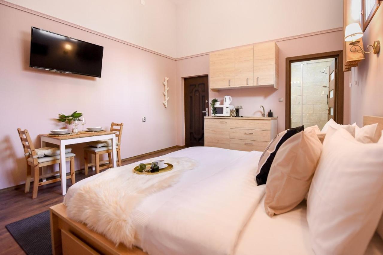 Le Petit & Cosy - Best Location Old Town & Quiet Bucarest Exterior foto