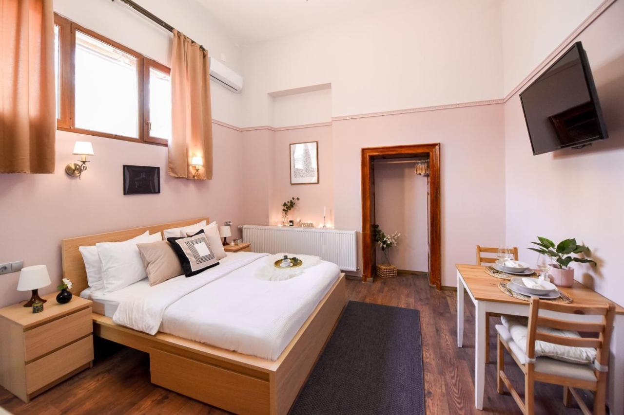 Le Petit & Cosy - Best Location Old Town & Quiet Bucarest Exterior foto
